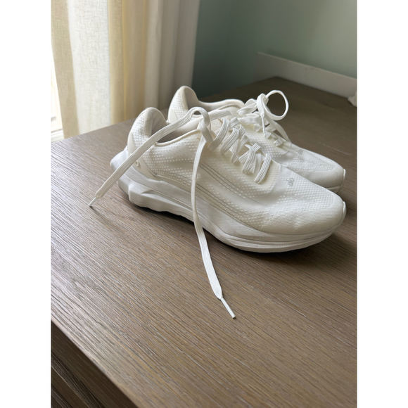 Alo Yoga Shoes - Alo Yoga White Sneakers